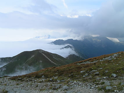 bjerge, stien, sti, udsigt, tågen, bjerg, sky - himmel, himmel, skønhed i naturen, scenics - natur, rolig scene, landskab, ro, bjergkæde, ikke-urbane scene, miljø, natur, ingen mennesker, fjern, dag, idyllisk, udendørs, rejse, udforskning, rækkevidde, bjergtop, 1080P, CC0, offentligt domæne, royaltyfrie
