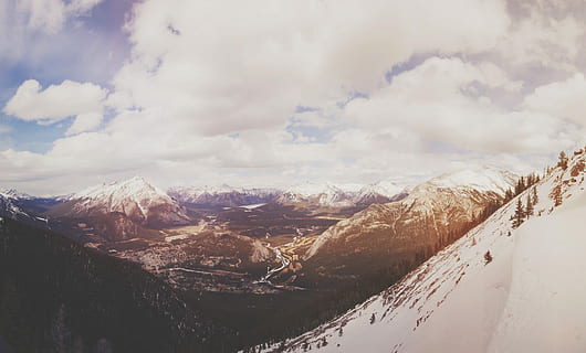 braun, Berg, bedeckt, Schnee, Blau, Himmel, brauner Berg, blauer Himmel, Winter, Natur, Landschaft, szenen, draußen, kalte Temperatur, Gebirge, Gipfel, Eis, keine Leute, wolke - himmel, Tag, Szenen - Natur, Schönheit in der Natur, ruhige Szene, Ruhe, Umgebung, schneebedeckter Berg, Nicht-städtische Szene, idyllisch, 5K, CC0, gemeinfrei, lizenzfrei