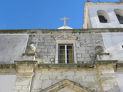 arhitectură, fereastră, perspectivă, structura, clădire, pilaștri, stonework, exteriorul clădirii, construită, în aer liber, vedere unghiulară joasă, cer, nici o persoana, religie, lăcaș de cult, cer senin, zi, natură, spiritualitate, credință, trecutul, istorie, vechi, 4K, CC0, domeniu public, fără drepturi de autor