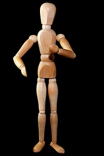 figura, om, stand, gesturi, gesticulând, păpuşă, holzfigur, lemn - material, Fundal negru, manechin, jucărie, izolate pe negru, figurină, studio shot, reprezentare umană, în interior, reprezentare, artă și sculptură, creativitate, asemănarea bărbaților, elimina, nici o persoana, spațiu copie, natură moartă, permanent, bizar, echilibru, 2K, CC0, domeniu public, fără drepturi de autor