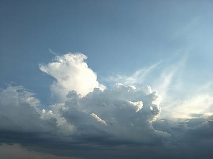 lys, himmel, hvid sky, mørke skyer, blå himmel, vind, liv, hyggelig, ser frem til fremtiden, bomuld, sky - himmel, skønhed i naturen, scenics - natur, ro, baggrunde, blå, natur, rolig scene, idyllisk, cloudscape, ingen mennesker, lav vinkel visning, hvid farve, sollys, dag, udendørs, miljø, atmosfære, meteorologi, abstrakte baggrunde, 8K, CC0, offentligt domæne, royaltyfrie