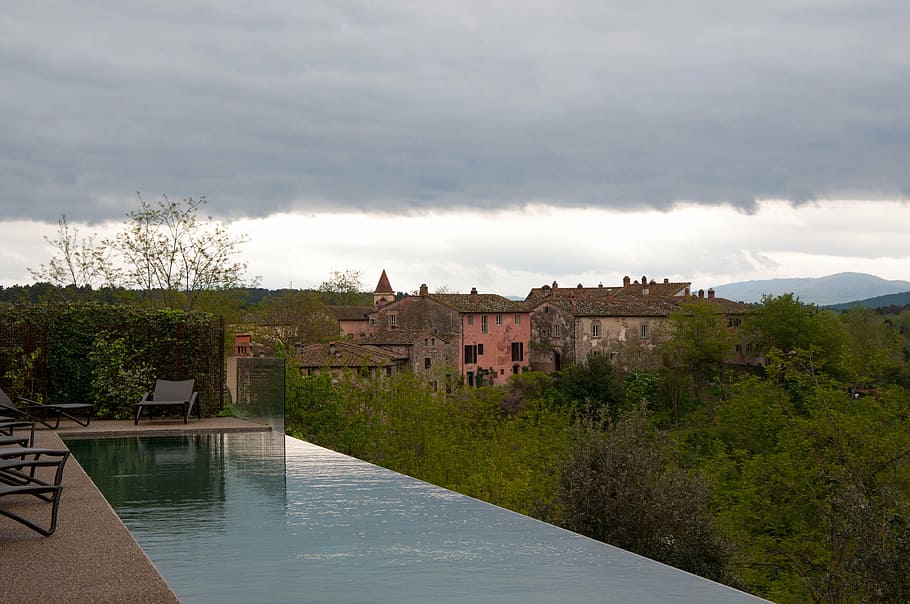 piscina, Borgo, antic, Toscana, Itàlia, paisatge, arquitectura, aigua, núvol - cel, edifici, cel, exterior de l'edifici, estructura construïda, arbre, naturalesa, planta, cap gent, casa, dia, bellesa a la natura, barri residencial, a l'aire lliure, reflexió, destinacions de viatge, escenics - natura, 4K