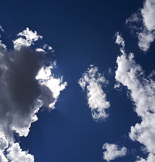 awan, langit, panah, teratas, matahari, biru, cloudscape, awan - langit, tampilan sudut rendah, keindahan di alam, alam, warna putih, scenics - alam, hari, tidak ada orang, ketenangan, latar belakang, sinar matahari, di luar rumah, adegan yang tenang, idilis, lingkungan Hidup, bingkai penuh, meteorologi, kelembutan, tepat di bawah, 2K, CC0, domain publik, bebas royalti