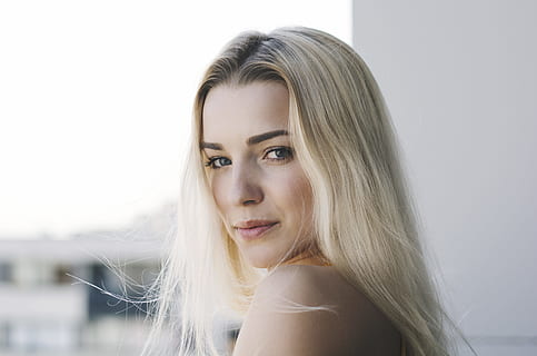 cara de mujer, alina, pelo rubio, mujer, etnia caucásica, gente, adulto, una persona, sonriente, hembras, adulto joven, belleza, hermoso, retrato, al aire libre, mujer joven, mirando a la cámara, estilos de vida, linda, mirando, alegre, pelo largo, solo una mujer, sensualidad, día, Solo mujeres, disparo a la cabeza, Sólo para adultos, pelo, mujer hermosa, peinado, gente guapa, confianza, Moda, cabello humano, contemplación, 5K, CC0, dominio público, libre de derechos