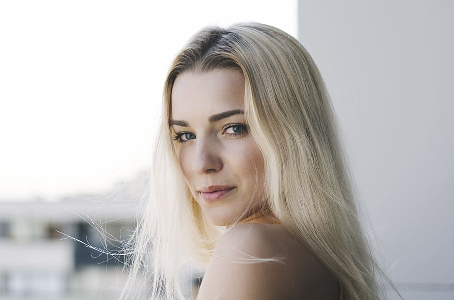 ženská tvář, Alina, blonďaté vlasy, ženy, kavkazského etnika, lidé, dospělý, jedna osoba, usmívající se, žen, mladého dospělého, krása, Krásná, portrét, venku, Mladá žena, při pohledu na fotoaparát, životního stylu, roztomilý, hledá, veselý, dlouhé vlasy, pouze jedna žena, smyslnost, den, pouze ženy, střela do hlavy, jen dospělí, vlasy, krásná žena, účes, krásní lidé, důvěra, móda, lidský vlas, rozjímání, 5K