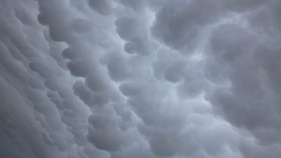mørke skyer, skyer, himmel, vejr, kold front, cumulus, vejrfænomen, regn, sky - himmel, storm, skønhed i naturen, ingen mennesker, baggrunde, natur, storm sky, cloudscape, tordenvejr, hvid farve, scenics - natur, grå, udendørs, overskyet, fuld ramme, dramatisk himmel, dag, ildevarslende, magt i naturen, 4K, CC0, offentligt domæne, royaltyfrie