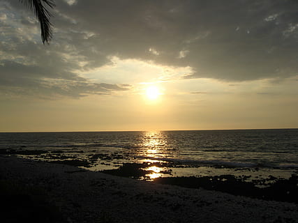 solnedgang, strand, vand, himmel, skyer, aften, skumring, nat, uden for, aftenhimmel, aftenhimlen, hav, scenics - natur, horisont over vand, skønhed i naturen, horisont, ro, rolig scene, jord, sky - himmel, natur, sollys, idyllisk, ingen mennesker, sol, afspejling, udendørs, 2K, CC0, offentligt domæne, royaltyfrie