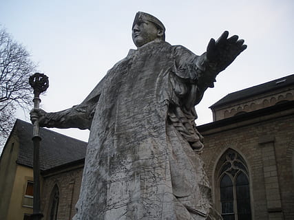 monument, monumenter, hellig, statue, cologne, arkitektur, skulptur, berømte sted, Europa, repræsentation, menneskelig repræsentation, Kunst og håndværk, lav vinkel visning, mandlig lighed, himmel, kreativitet, håndværk, bygget struktur, ingen mennesker, natur, dag, historie, fortiden, bygning udvendig, skyfri himmel, stenmateriale, Engel, 2K, CC0, offentligt domæne, royaltyfrie