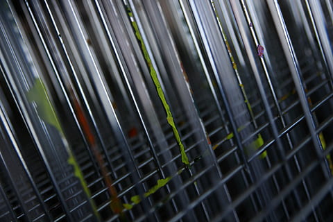 linea, colpi, astratto, modello, struttura, strisce, vecchio, sporco, squallido, tamponare, individuare, arte, colore, sfondo, grossolano, metallo, giallo, argento, acciaio, tecnologia, nessuno, avvicinamento, sfondi, fotogramma intero, color argento, industria, messa a fuoco selettiva, complessità, computer, in casa, recinto, natura, filo, sicurezza, connessione, scienza, 5K, CC0, dominio pubblico, privo di copyright