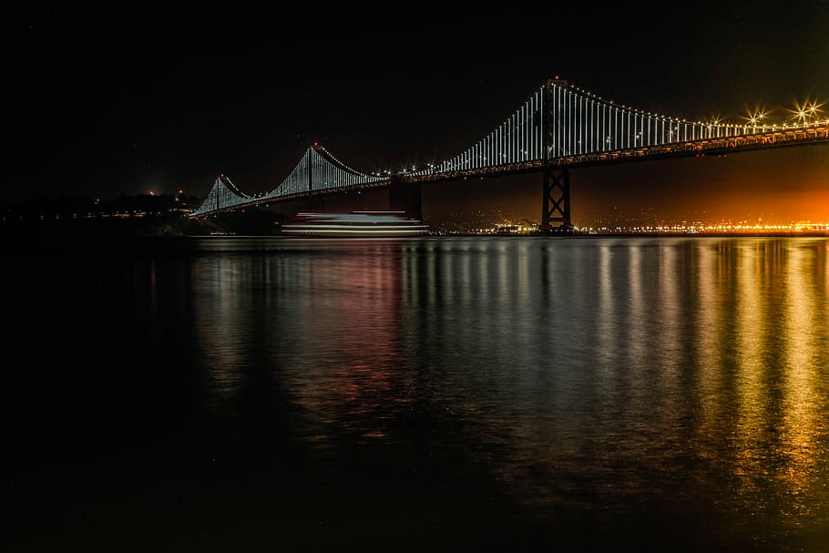 Bay Bridge, alto, ponte, luci, ore notturne, notte, luce, riflessione, città, urbano, baia, fotografia notturna, lunga esposizione, Bay Area Bridge, area della baia, San Francisco, acqua, architettura, connessione, struttura costruita, ponte - struttura fatta dall'uomo, mezzi di trasporto, destinazioni di viaggio, cielo, illuminato, ponte sospeso, nessuno, natura, viaggio, all'aperto, 5K