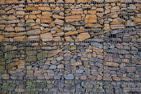 modello, Rau, sfondo, tessile, struttura, superficie, vecchio, pietra, parete, sporco, cubo, asciutto, natura, crepe, paesaggio, intemperie, filo, cesti, ghiaia, muro di protezione, muro del parco, città, sfondi, fotogramma intero, architettura, struttura costruita, caratteristica della parete, strutturato, giorno, nessuno, mattone, solido, muro di mattoni, Marrone, ruvido, all'aperto, esterno dell'edificio, storia, muro di pietra, 5K, CC0, dominio pubblico, privo di copyright