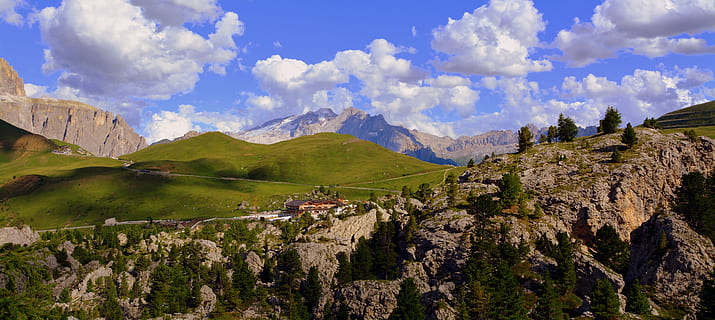 Dolomitterne, himmel, skyer, Prato, klipper, landskab, Italien, bjerg, miljø, sky - himmel, scenics - natur, bjergkæde, natur, skønhed i naturen, rejsemål, vandring, jord, rejse, fritidsaktivitet, klippe, rock-objekt, aktivitet, dal, ferie, ferier, udendørs, bjergtop, fyrretræ, nåletræ, 5K, CC0, offentligt domæne, royaltyfrie