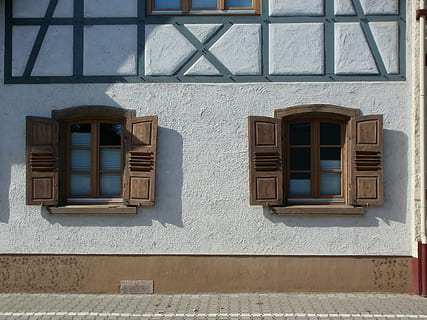 windows, wall, house, design, front, facade, structure, construction, shutters, historic, old, architecture, timber framing, building, window, europe, cultures, built structure, building exterior, wall - building feature, day, no people, residential district, outdoors, sunlight, glass - material, security, protection, safety, geometric shape, pattern, nature, window frame, 1080P, CC0, public domain, royalty free