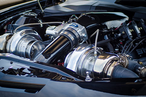 motore del veicolo grigio, motore, turbo, il motore, macchina, energia, tecnologia, metallo, ingegneria, meccanico, industria, turbina, mezzi di trasporto, Jet, aereo, aviazione, lama, velocità, acciaio, veicolo, trasporto, auto, macchinario, aria, potente, carburante, fan, rotore, attrezzatura, Ingranaggio, componente, spinta, veicolo a motore, modo di trasporto, veicolo terrestre, avvicinamento, brillante, cromo, nessuno, parte della macchina, tubo - tubo, giorno, motociclo, all'aperto, shopping, parte del veicolo, color argento, pulito, 4K