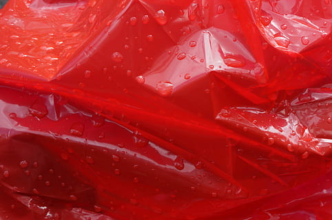 plastic, proaspăt, culoare, roșu, ploaie, colorat, cadru complet, abstract, fundaluri, a închide, nici o persoana, în interior, apă, vedere în unghi mare, texturată, cădere brusca, umed, mancare si bautura, prospeţime, model, natură moartă, piper, natură, 4K, CC0, domeniu public, fără drepturi de autor