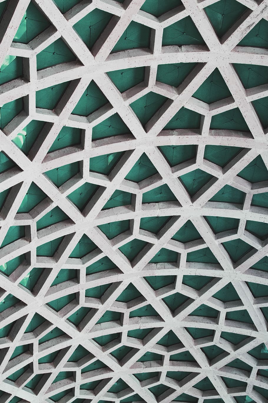 reticolo, calcestruzzo, travi di supporto, soffitto, Senza titolo, modello, alzavola, architettura, tetto, cupola, contrasto, attraversare, biologico, blu, verde, sala, tonificante, sfondi, fotogramma intero, nessuno, design, strutturato, forma geometrica, avvicinamento, forma, ripetizione, pavimentazione, in casa, giorno, piastrella, vista dall'alto, astratto, struttura costruita, Colore bianco, arte e artigianato, 5K