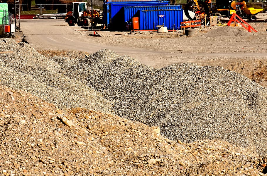 site, travail, construire, les travaux de construction, construction, excavateurs, lame, industrie, industrie de construction, chantier de construction, personnes accessoires, terre, journée, en plein air, lumière du soleil, la nature, machines de construction, tas, le sable, construction de route, machinerie, Occupation, Nourriture et boisson, finance d'entreprise et industrie, route, aliments, 5K