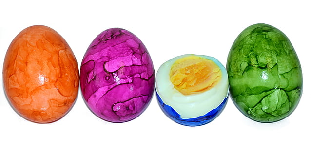 food, background, easter egg, egg, egg yolk, protein, colorful, colored, colorful eggs, easter, painted, funny, eat, food and drink, multi colored, studio shot, white background, indoors, variation, choice, freshness, cut out, purple, group of objects, no people, vegetable, healthy eating, cross section, still life, 5K, CC0, public domain, royalty free