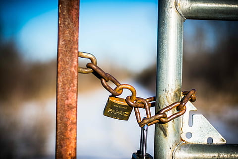 lanţ, blocare, Securitate, lacăt, gard, în aer liber, Poartă, metal, dragoste, protecţie, Siguranță, ruginit, a închide, închis, nici o persoana, vechi, speranță - concept, să se concentreze asupra primelor elemente, emoţie, aliaj, emoție pozitivă, conexiune, oţel, fier - metal, 4K, CC0, domeniu public, fără drepturi de autor
