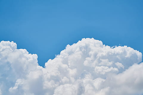 fotografi, cumulus skyer, hvide skyer, Sky, blå, skyer, hvid, landskab, sommer, sol, himmel, natur, sammensætning, dag, miljømæssige, baggrund, smuk, fred, morgen, plads, detalje, struktur, baggrunde, vandret, ingen, atmosfære, luft, ilt, ren, frisk, rummelig, farvebillede, kopiere plads, levende farve, selektiv fokusering, ingen mennesker, abstrakt mønster, mønster, farve, abstrakt, sky - himmel, cloudscape, vejr, skønhed i naturen, ro, idyllisk, scenics - natur, miljø, rolig scene, fluffy, hvid farve, udendørs, vind, blødhed, lyse, meteorologi, klima, 5K, CC0, offentligt domæne, royaltyfrie