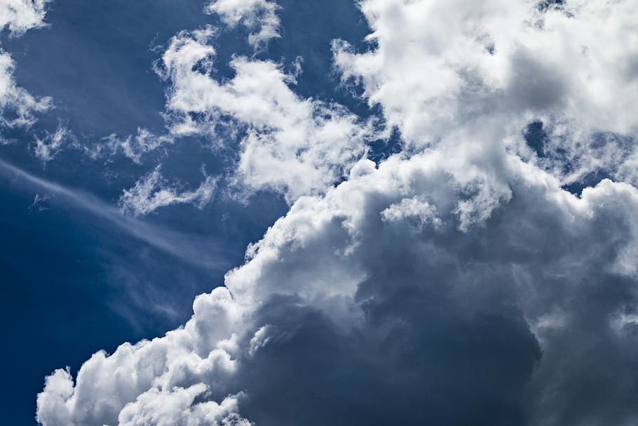 lavvinkel visning, cirro-cumulus skyer, vejr, himmel, sommer, Sky, skydække, formularer, hvide skyer, sky - himmel, cloudscape, atmosfære, miljø, blå, scenics - natur, skønhed i naturen, hvid farve, baggrunde, overskyet, fluffy, natur, dramatisk himmel, vind, meteorologi, ingen mennesker, udendørs, lyse, klima, ren, 1080P