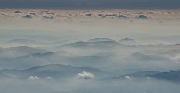 antenne, fotografering, fjellkjede, tåke, fjern, fjellene, horisont, Sky, landskap, karpatiske fjell, slovakia, blå, uendelig, bakgrunn, natur, fjell, scenics, naturskjønnhet - natur, himmel, skjønnhet i naturen, sky - himmel, miljø, ro, rolig scene, ingen folk, clouds, idylliske, flybilde, utendørs, dramatisk himmel, ovenfor, fjelltopp, 4K, CC0, offentlig domene, opphavsrett gratis