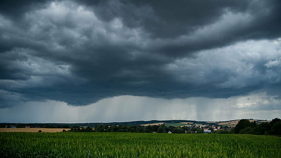 moln, himmel, storm, åskväder, regn, mörka moln, moln form, täckt himmel, grumlighet, landskap, regnstorm, rysning, sachsen, landa, moln - himmel, miljö, växt, storm moln, scenics - natur, dramatisk himmel, natur, skönhet i naturen, landsbygden scen, lantbruk, fält, inget folk, våt, olycksbådande, utomhus, mörk, skyfall, 5K, CC0, offentligt domän, royaltyfria