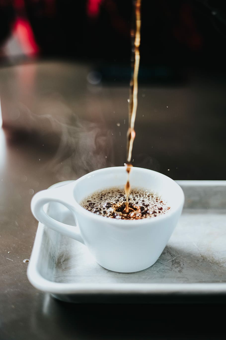 fotografavimo laikas, kava, puodelis, nuotrauka, pilant, balta, keramikos, kavinė, espresso, lašelinė, juoda, hd, šviesa, kontrastas, nuotaika, Vibe, splash, vanduo, dėkle, gerti, gėrimas, supilkite, interjeras, Maistas ir gėrimai, judėjimas, gaivinimas, patalpose, maisto, lentelė, natiurmortas, šviežumas, Iš arti, nėra žmonių, dubuo, atrankinis dėmesys, šaukštas, sutelkti dėmesį į naujas žinias, pusryčiai, indai, 5K