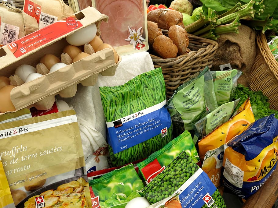 ou, verdures, menjar, rang, compilació, pèsols, cistella, Bauer, granja, embalat, paquet, venda al detall, mercat, elecció, a la venda, variació, alimentació saludable, menjar i beguda, gran grup d'objectes, Paradeta, contenidor, benestar, frescor, abundància, etiqueta del preu, natura morta, cap gent, multicolor, negoci petit, venda, visualització al detall, 4K