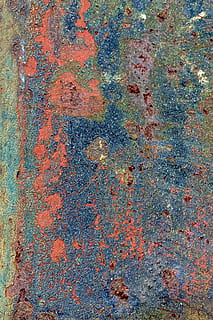 blå, rød, mønster sprut, bakgrunn, tekstur, metall, rust, grunge, metall tekstur, rusted, forvitret, rusting, aldrende, aldring, oksidering, oksidere, korrodere, korrosjon, grungy, metallisk, rusten, gammel, stål, skitten, skadet, jern - metall, strukturert, abstrakt, tallerken, ujevn, mønster, materiale, rotting, riper, nærbilde, full ramme, bygget struktur, ingen folk, dag, løp ned, forverring, dårlig tilstand, avslå, arkitektur, veggbyggingsfunksjon, utendørs, betong, 1080P, CC0, offentlig domene, opphavsrett gratis