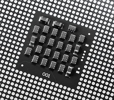 fotografia macro, negre, targeta de circuits, tecnologia, processador, ordinadors, placa base, intel, PC, primer pla, teclat d’ordinador, teclat, cap gent, ordinador, equips informàtics, vista d’angle alt, comunicació, clau d’ordinador, connexió, part de l’ordinador, a l'interior, text, alfabet, carta, patró, tecnologia sense fils, natura morta, guió occidental, 2K, CC0, domini públic, lliure de regalies