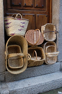 Korb, Korbweide, Container, Holz - Material, keine Leute, Stillleben, Tag, große gruppe von gegenständen, Wahl, draußen, Variation, Gruppe von Objekten, Stapel, Gruppe, Kunst und Handwerk, alt, High Angle View, Sicherheit, die Architektur, 2K, CC0, gemeinfrei, lizenzfrei