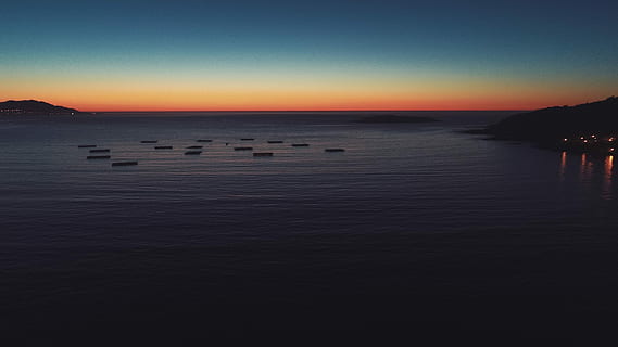 panxon-galicia saulėlydis, madora, kūnas, vanduo, aukso, valandą, saulėlydis, dangus, gradientas, mėlyna, vaizdai - gamta, jūros, grožis gamtoje, ramybė, ramioje scenoje, pobūdį, nėra žmonių, horizontas virš vandens, horizonto, krantinė, idiliškas, atspindys, švarus dangus, Rokas, roko objektas, pajūrio, lauke, 5K, CC0, Viešasis domenas, nemokamai