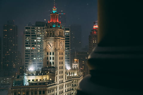tempo di Chicago, selettivo, fotografia a fuoco, bianca, calcestruzzo, Torre, costruzione, architettura, orologio, tempo, esterno dell'edificio, struttura costruita, città, illuminato, notte, edificio per uffici esterno, grattacielo, paesaggio urbano, alto - alto, concentrarsi sullo sfondo, moderno, destinazioni di viaggio, vita di città, nessuno, ufficio, natura, distretto finanziario, guglia, 4K, CC0, dominio pubblico, privo di copyright