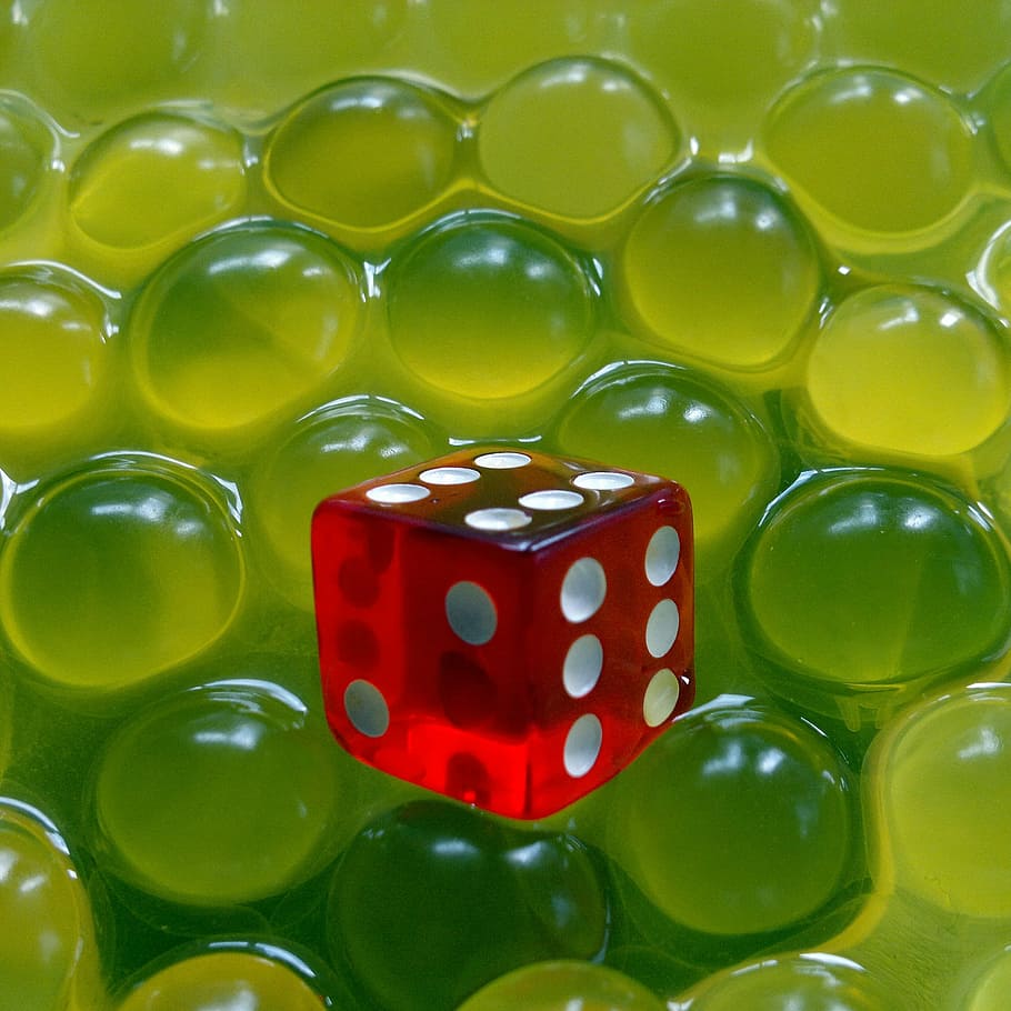 krychle, rozsah, míče, hydrogel, Červené, zelená, kuličky, zelená barva, hazardních her, detail, štěstí, nikdo, kostky, geometrický tvar, celý rám, hry pro volný čas, vzor, relaxace, tvar, pozadí, umělecká kultura a zábava, příležitost, uvnitř, volnočasové aktivity, přímo nad, stálý život, velká skupina objektů, tvar kostky, hazardní hra, 1080P