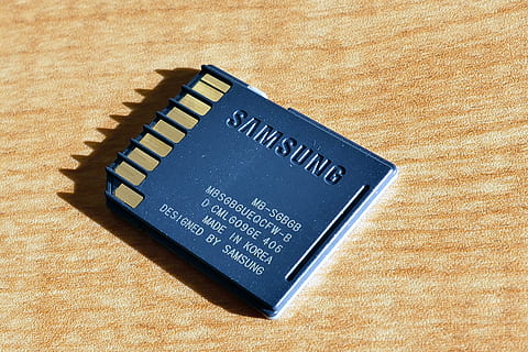 sd, card, storage, data, technology, flash, digital, drive, plastic, device, electronic, computer, external, connect, equipment, accessory, usb, memory, pc, macro, mini, peripheral, extender, plug, port, slot, 3, 32, gb, text, communication, indoors, no people, western script, high angle view, close-up, directly above, table, shadow, still life, black color, wood - material, computer chip, industry, shape, single object, preparation, 5K, CC0, public domain, royalty free