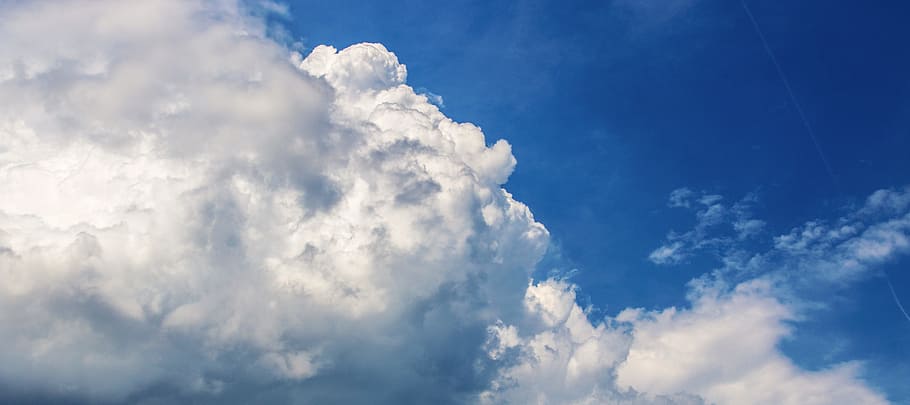 cielo, nuvole, blu, acciaio, il cielo, tempesta, blu, acciaio, contrasto, natura, tempo metereologico, nuvola - cielo, giorno, all'aperto, aria, sfondi, Cloudscape, clima, estate, cumulo, meteorologia, bianca, nuvoloso, spazio, Paesaggi, stratosfera, soffice, Paradiso, Inquadratura dal basso, Colore bianco, atmosfera, ambiente, scenics - natura, vento, bellezza nella natura, idilliaco, cielo drammatico, nessuno, luce del sole, colore vibrante, la libertà, luminosa, astratto, pulito, morbidezza, 5K