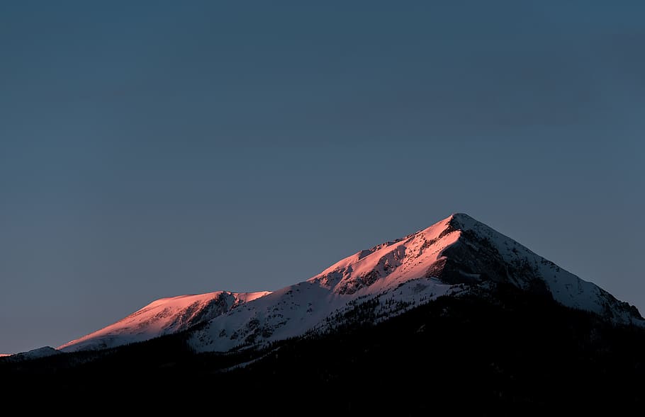 aèria, fotografia, muntanya, durant el dia, neu, cobert, paisatge, foto, muntanya nevada, pic, cim, snowcap, posta de sol, naturalesa, cim de muntanya, escenics, Serra, a l'aire lliure, bellesa a la natura, cel, volcà, cap gent, lava, erupció, escenics - natura, hivern, temperatura de fred, escena tranquil·la, tranquil·litat, escena no urbana, medi ambient, poder a la natura, 5K