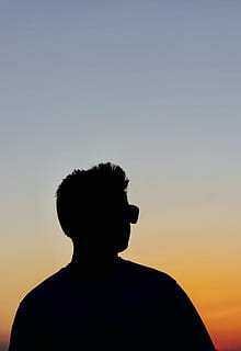 žmogaus siluetas, saulėlydis, siluetas, gradientas, vakare, Optinė iliuzija, optinis, iliuzija, portretas, kontrastas, sunglass, jaunas vyras, dangus, vienas asmuo, šūvis į galvą, gyvenimo būdą, realūs žmonės, Laisvalaikio veikla, vyrai, pobūdį, kopijavimo vietos, švarus dangus, galinis vaizdas, grožis gamtoje, jauni vyrai, berniukai, stovėti, lauke, paauglys, kontempliacija, 1080P, CC0, Viešasis domenas, nemokamai