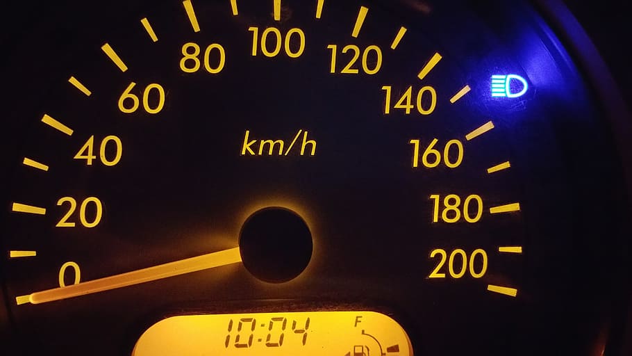 nit, pantalla, números, negre, rellotge, comptador, panell, disseny, calibre, brillar, il·luminat, indicador, interior, llums, velocímetre, manera de transport, automòbil, cotxe, nombre, transport, panell de control, interior del vehicle, vehicle aeri, primer pla, avió, cap gent, vehicle terrestre, control, metre: instrument de mesura, text, interior del cotxe, 5K