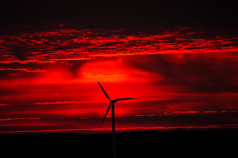 céu, nuvens, moinho de vento, energia alternativa, vermelho, geração de combustível e energia, ninguém, noite, força do vento, conservação ambiental, turbina, turbina de vento, meio Ambiente, energia renovável, por do sol, beleza na natureza, silhueta, cor laranja, scenics - natureza, natureza, panorama, nuvem - céu, cena não urbana, tecnologia, ao ar livre, poder na natureza, recursos sustentáveis, 4K, CC0, domínio público, royalty free