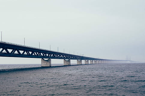 silta, asia selvä, taivas, suuri, ruumis, vesi, vesistö, silta - ihmisen rakenne, joki, meri, kuljetus, arkkitehtuuri, yhteys, rakennettu rakenne, ei ihmisiä, kopiointitila, luonto, kirkas taivas, maisemat - luonto, päivä, kauneus luonnossa, arkkitehtoninen sarake, rautatiesilta, ulkona, 4K, CC0, public domain, rojaltivapaa