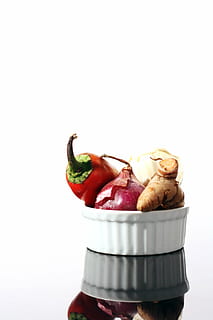 Zwiebel, Ingwer, Chili, Weiß, Schüssel, Sorten, würzen, Auflaufform, immer noch, Artikel, Dinge, Lebensmittel, rot, Glocke, Pfeffer, Knoblauch, Reflexion, Essen und Trinken, Süßes Essen, Studioaufnahme, Dessert, weißer Hintergrund, Frische, gefrorenes Essen, Genuss, keine Leute, gesundes Essen, kopieren sie platz, Wohlbefinden, Gemüse, Stillleben, Obst, drinnen, Container, ausgeschnitten, Nahansicht, organisch, Rohkost, Erdbeere, reif, Versuchung, 4K, CC0, gemeinfrei, lizenzfrei