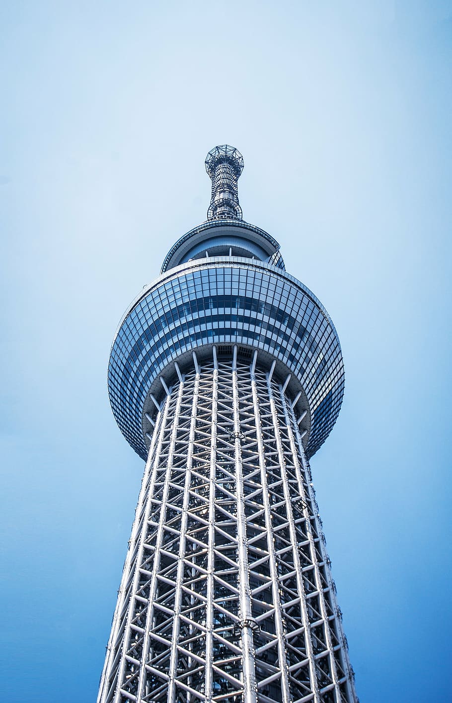 gray, tower, worm, view photography, silver, building, structure, day, time, architecture, skytree, tokyo, japan, landmark, skyscraper, travel destinations, building exterior, sky, clear sky, built structure, blue, modern, low angle view, tall - high, office building exterior, tourism, city, travel, no people, nature, outdoors, spire, global communications, 4K