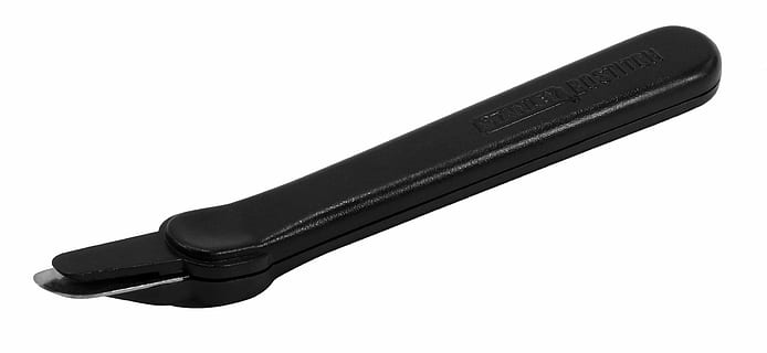 flat, staple, remover, cut out, black color, communication, single object, white background, technology, studio shot, business, indoors, close-up, no people, connection, metal, copy space, man made, computer equipment, man made object, computer, leather, personal accessory, push button, luxury, aggression, 1080P, CC0, public domain, royalty free