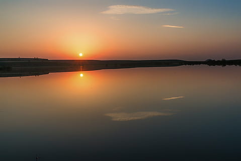 body, water, golden, hour, sunset, horizon, cloud, landscape, sky, sun, twilight, nature, sun sunset, light, background image, lake, reflection, outdoors, dusk, tranquility, beauty in nature, tranquil scene, scenics - nature, cloud - sky, orange color, waterfront, idyllic, no people, standing water, non-urban scene, lagoon, salt flat, romantic sky, 5K, CC0, public domain, royalty free