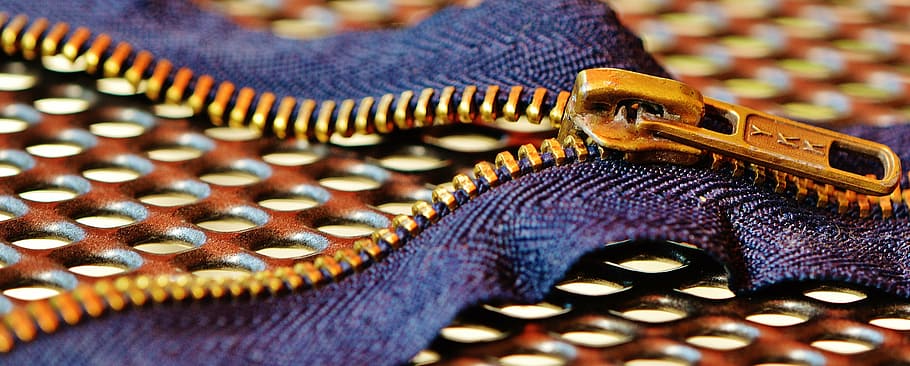 cerniera lampo, jeans, Aperto, nessuno, modello, avvicinamento, arte e artigianato, in casa, mestiere, tessile, multicolore, messa a fuoco selettiva, vista dall'alto, design, creatività, natura morta, moda, industria, cultura artistica e intrattenimento, legno - materiale, fotogramma intero, 5K