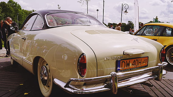 vw, dirigente de coche, viejo contador de tiempo, antiguo, coche retro, auto antiguo, carro viejo, vehículo histórico, automotor, moto, exclusivo, Monumento, la elegancia, viaje, vehículos antiguos, llantas, modo de transporte, transporte, coche, Vehículo de motor, vehículo terrestre, estilo retro, día, arquitectura, taxi, calle, nadie, estacionario, ciudad, naturaleza, el pasado, historia, lujo, 5K, CC0, dominio público, libre de derechos