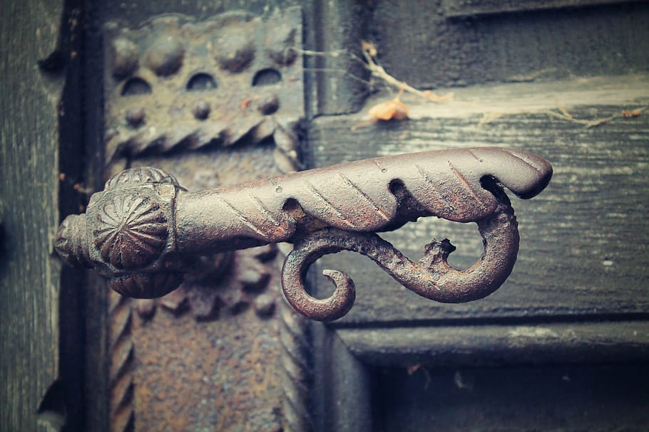 gestionar, porta, metall, entrada, vell, web, rovellat, primer pla, cap gent, seguretat, material de fusta, dia, protecció, centrar-se en primer pla, bloqueig, tancat, resistent, a l'aire lliure, arquitectura, pestell, deteriorament, ferro - metall, ornamentat, 2K