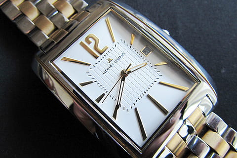 orologio da polso, orologio, pointer, tempo di, tempo che indica, cifre, tempo, quadrante, Timer, mano minuta, numero, nessuno, avvicinamento, in casa, strumento del tempo, precisione, vista dall'alto, numero romano, lancetta dell'orologio, romano, strumento di misura, singolo oggetto, giorno, testo, girato in studio, sceneggiatura occidentale, sfondo nero, accessorio personale, 4K